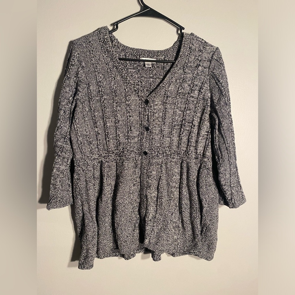 Item 127 Croft & Barrow Cozy Knit Button-Front Cardigan in Black & White